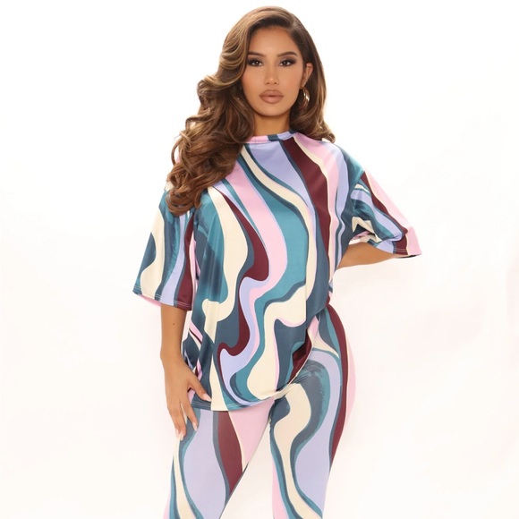 2 Piece Fashion Nova Legging Set - Picture 1 of 6